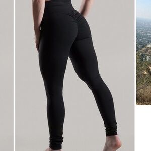 Abs2b black leggings Medium size